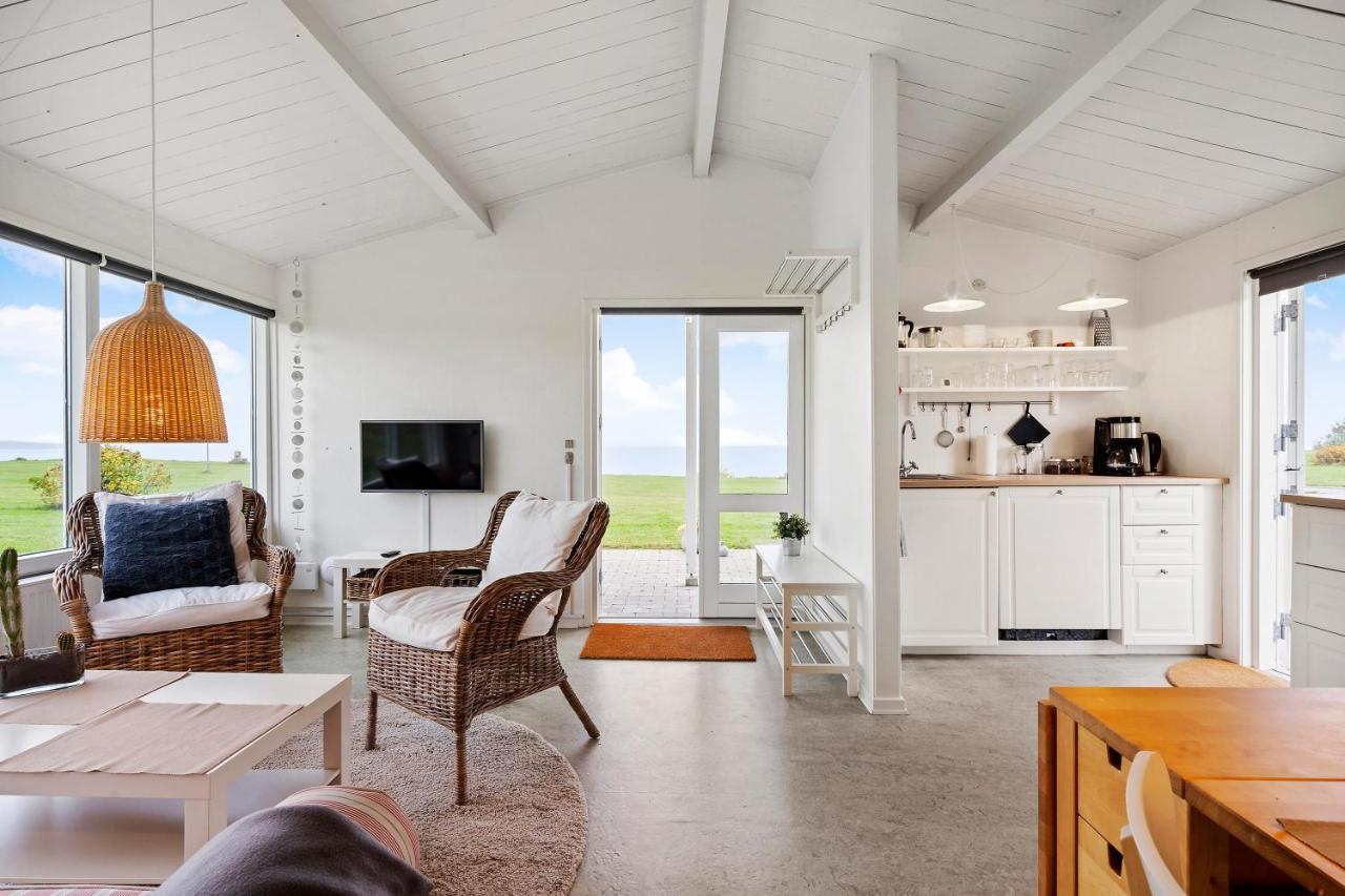 Cozy 2-Bedroom J Seaside Escape At Summerhouse Brenderup Εξωτερικό φωτογραφία